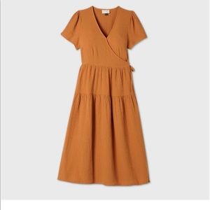 Women's 1X plus size Short Sleeve Wrap Dress - Universal Thread™ GOLD